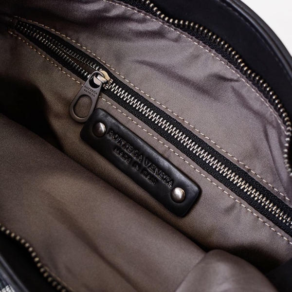 ボッテガヴェネタバッグ着用イメージ